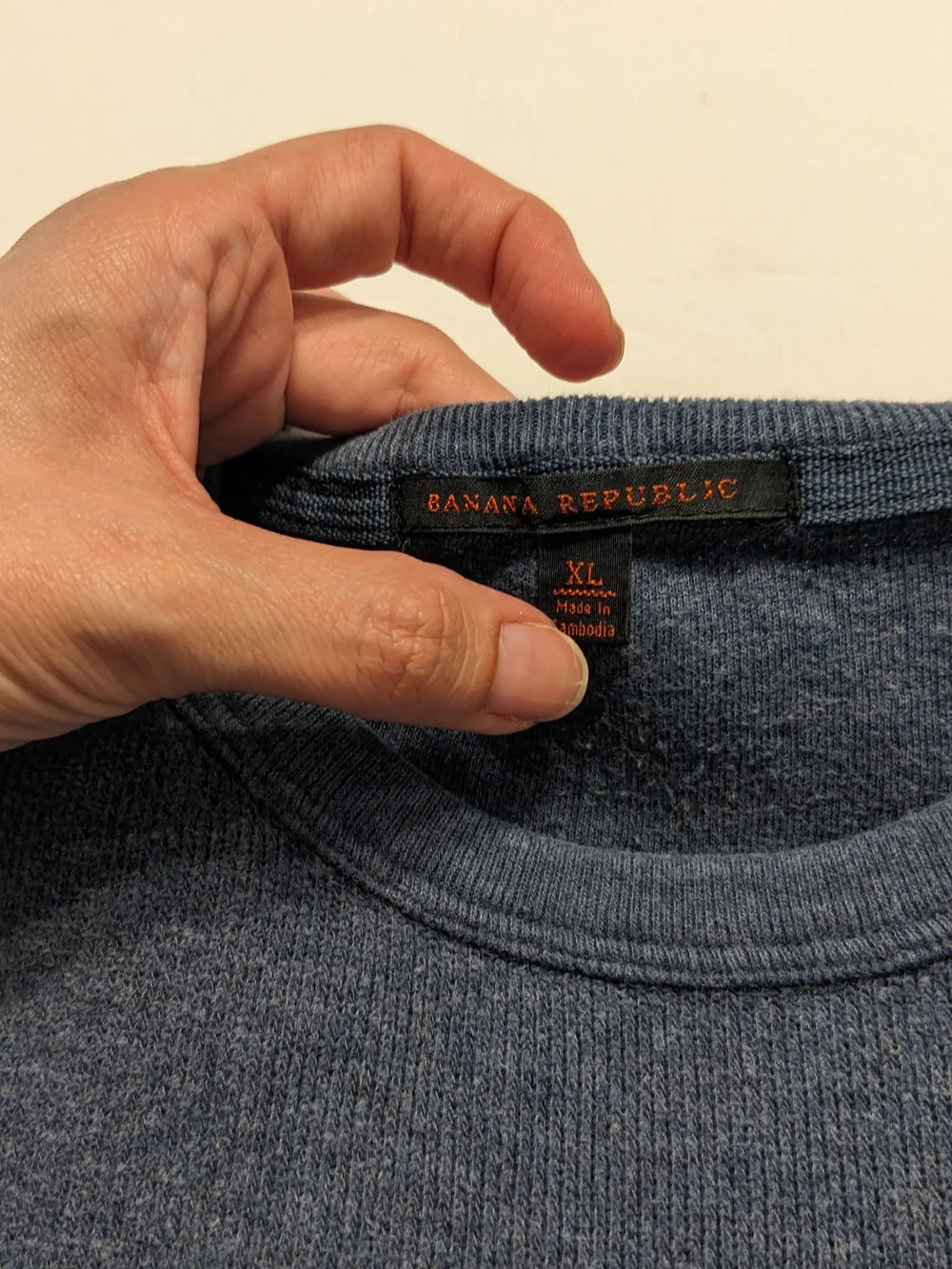 Banana Republic light dark